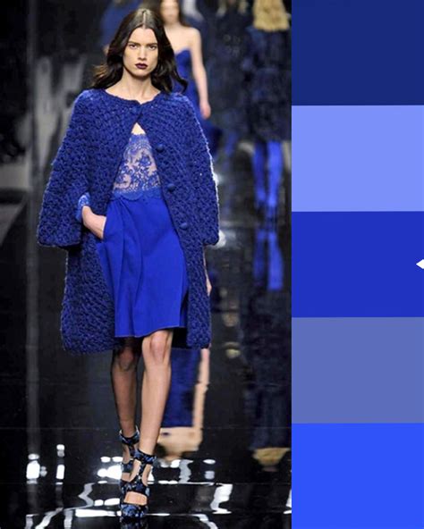 colore blu navy scuro per colorare abiti|Colore blu scuro nei vestiti .